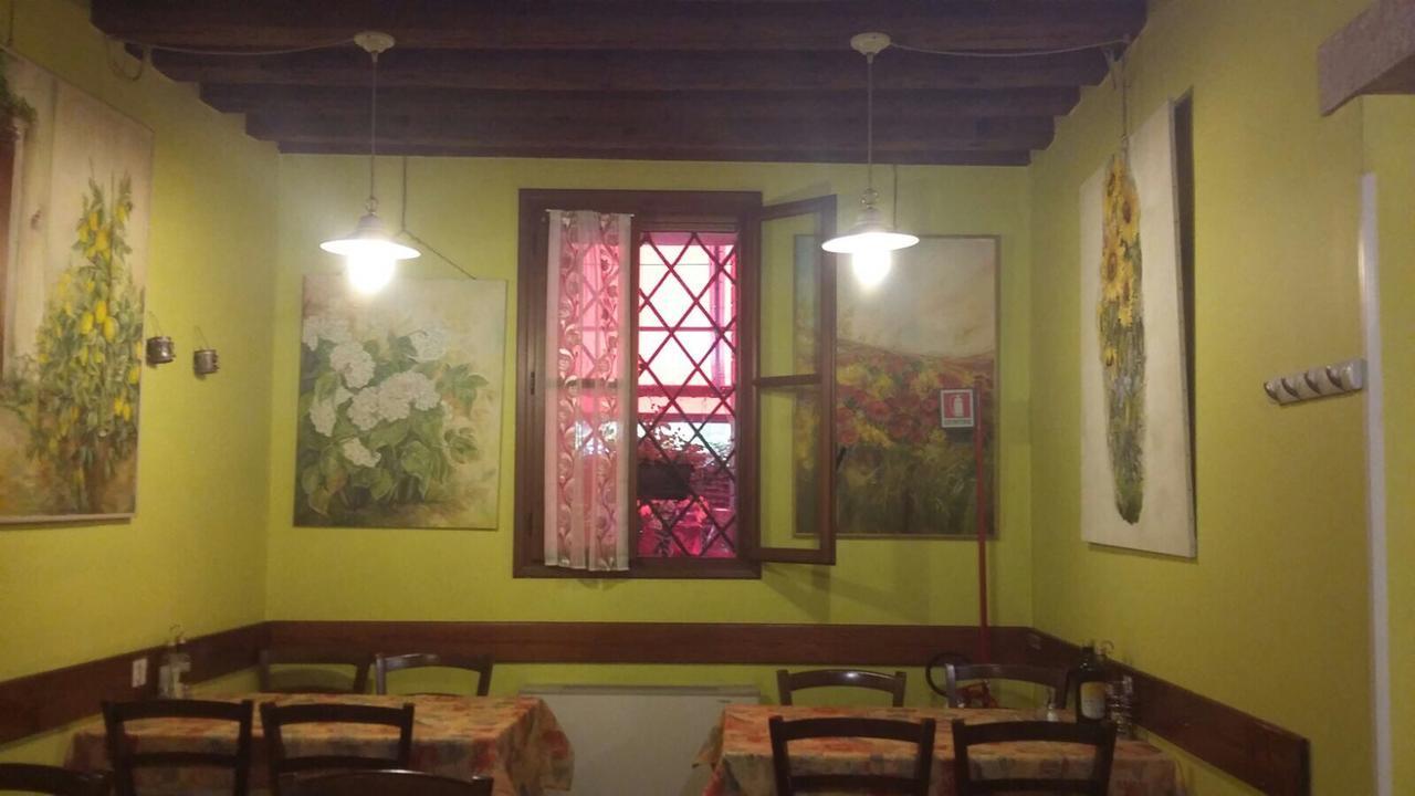 Ristorante Pizzeria Al Mondo Valstagna Exteriör bild