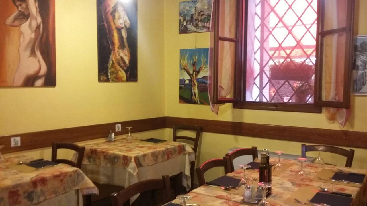 Ristorante Pizzeria Al Mondo Valstagna Exteriör bild